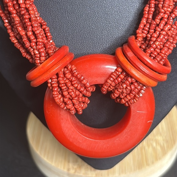 Vintage Red Necklace Coral Beaded Multistrand Bakelite Pendant Ring Silver - Picture 2 of 7
